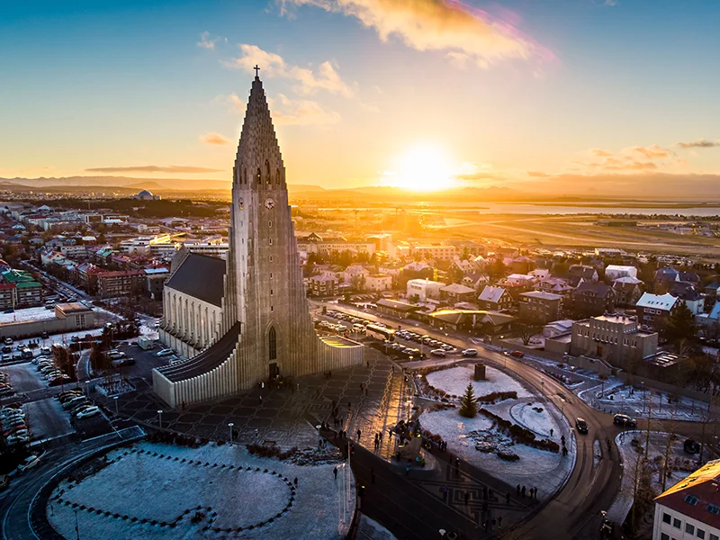 ハットルグリムス教会（Hallgrímskirkja）