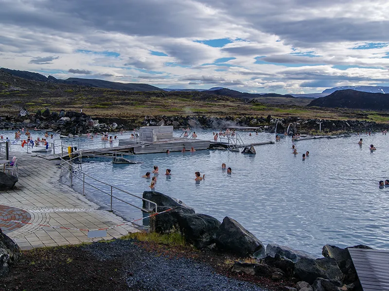 ミーヴァトンネイチャーバス（アースラグーンミューヴァトン）